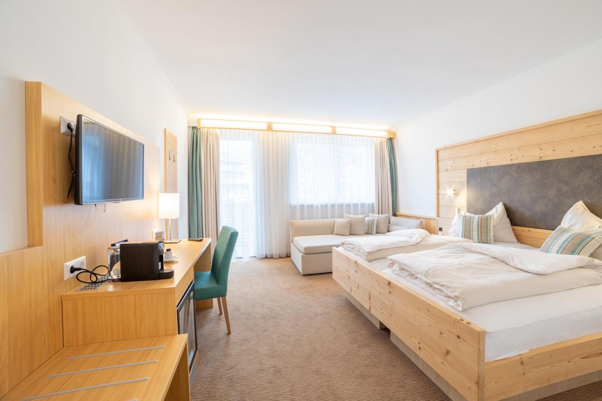 Hotel Bergkristall Mallnitz Extérieur photo